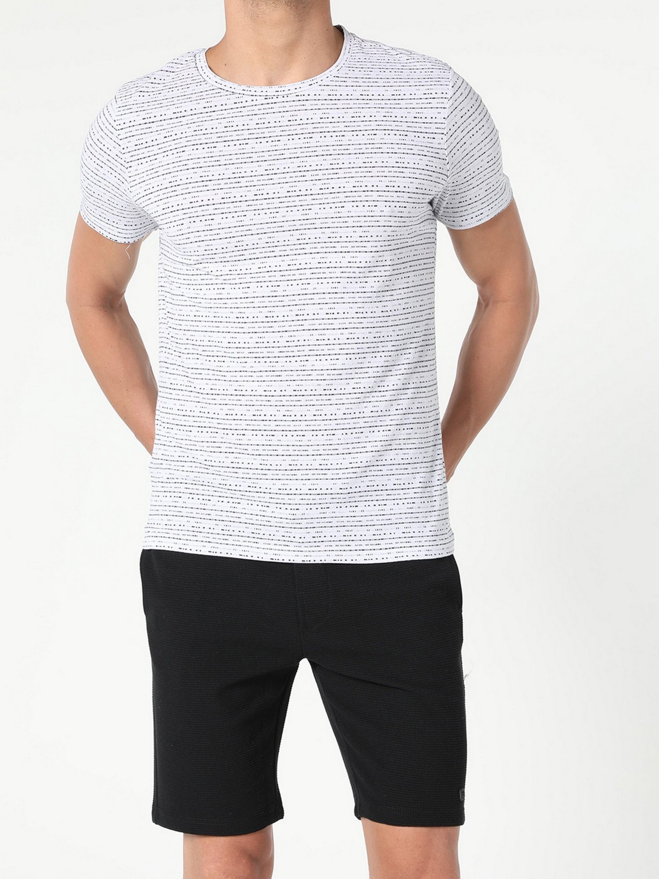 Футболки и поло Colin’s модель CL1052339WHT Фото