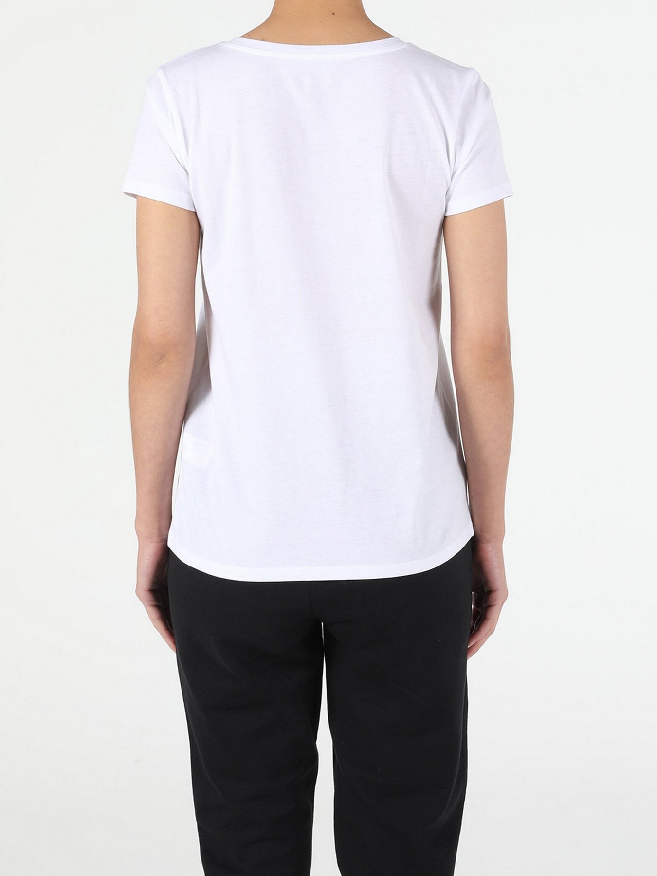 Футболки и поло Colin’s модель CL1053334WHT Фото