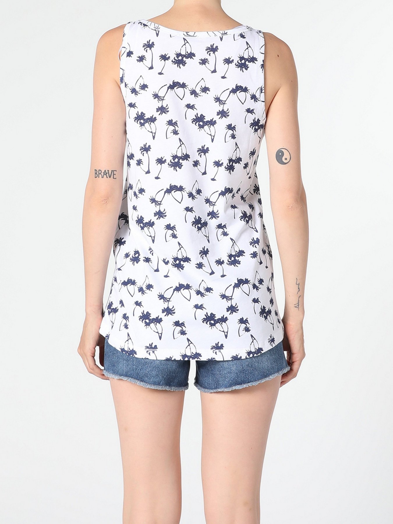 Майка Colin’s модель CL1054010WHT Фото