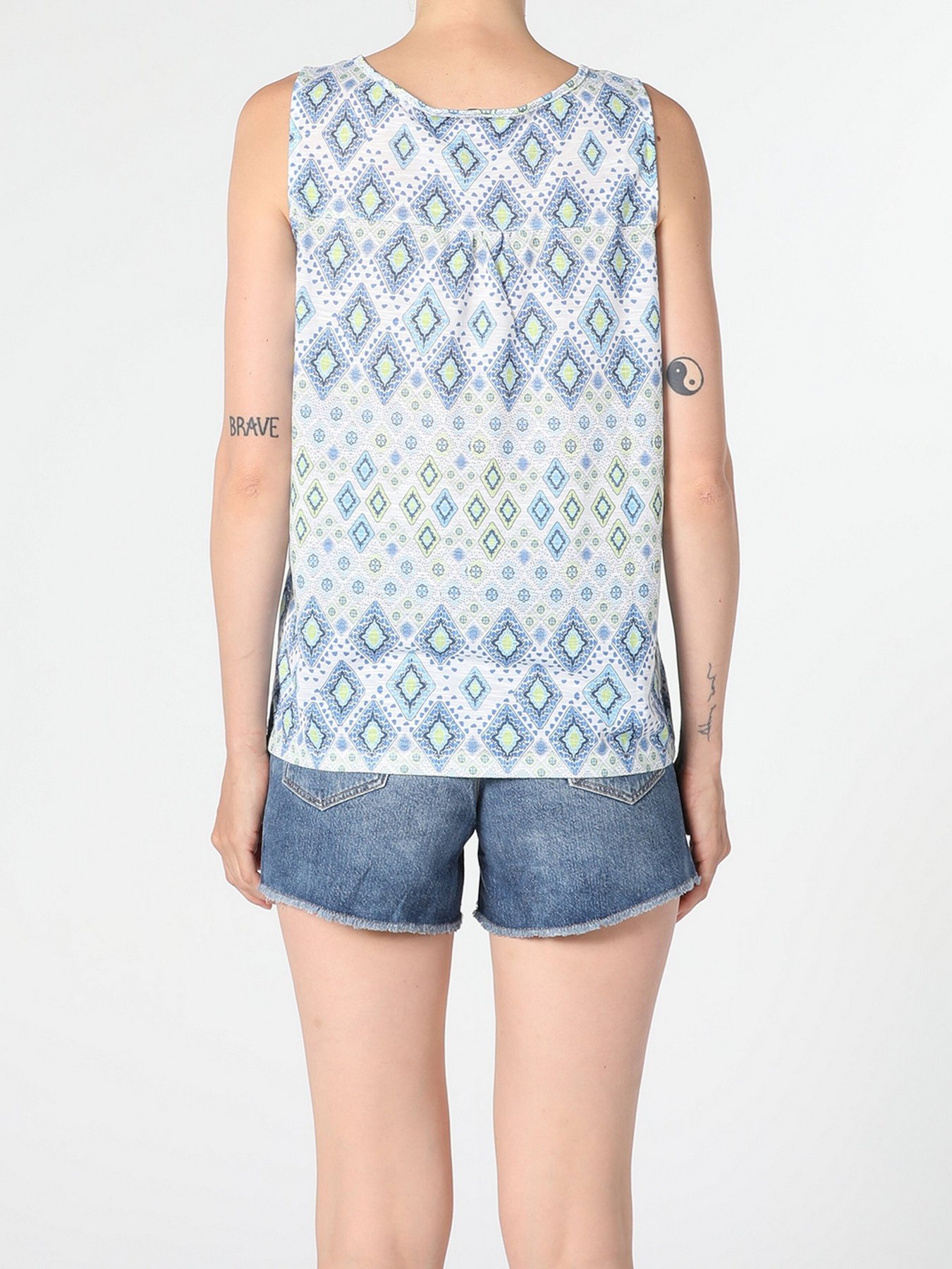 Майка Colin’s модель CL1054040WHT Майка Colin’s модель CL1054040WHT Фото