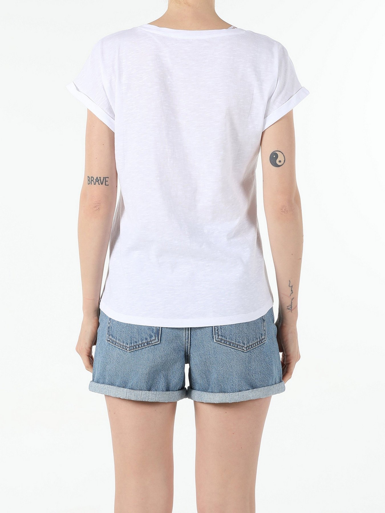 Футболки и поло Colin’s модель CL1054416WHT Фото