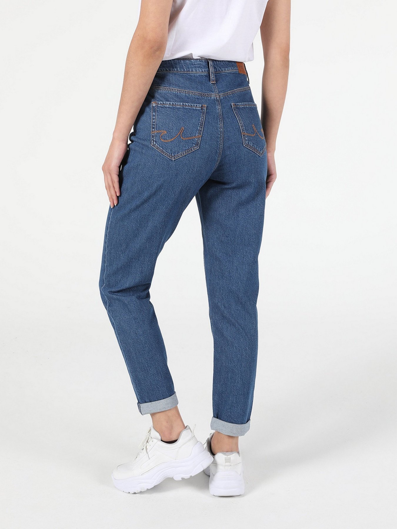 Джинсы мом Colin’s 896 Maria модель CL1054489DN04430 Фото
