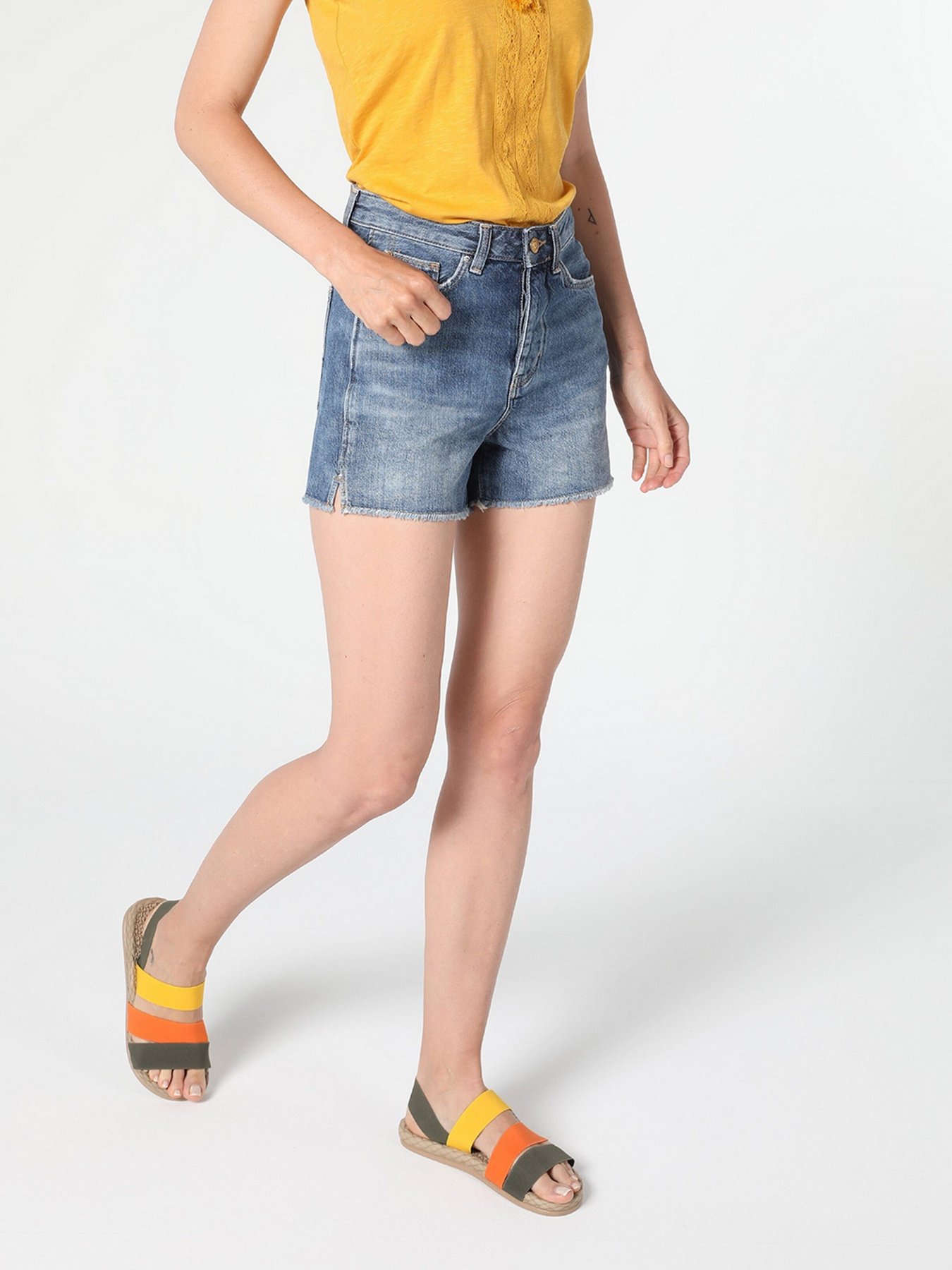 Шорты Colin’s модель CL1054738DN41398 Фото