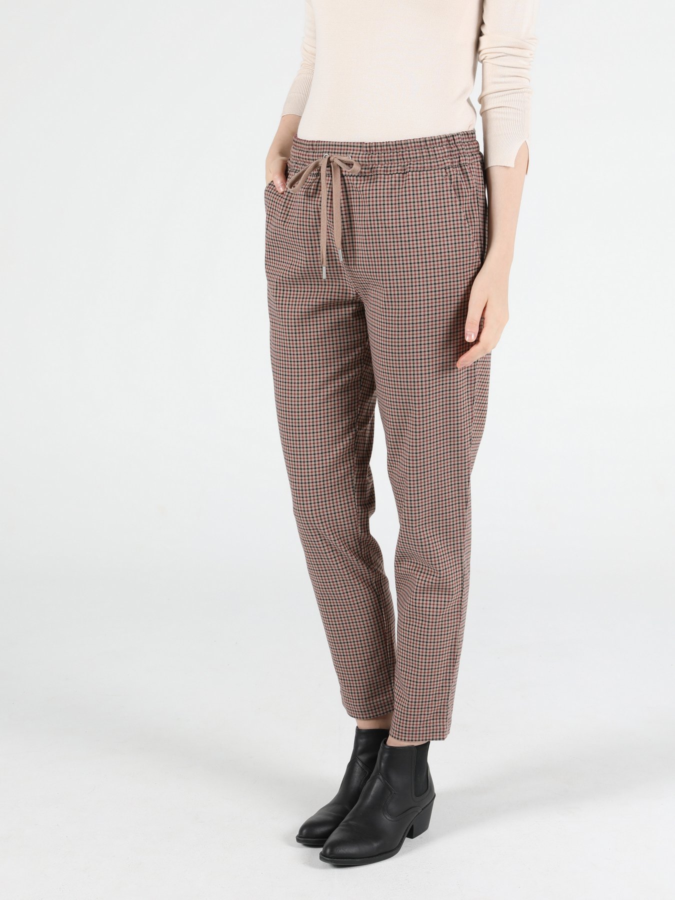 Повседневные штаны Colin’s модель CL1050504MTC Повседневные штаны Colin’s модель CL1050504MTC Фото