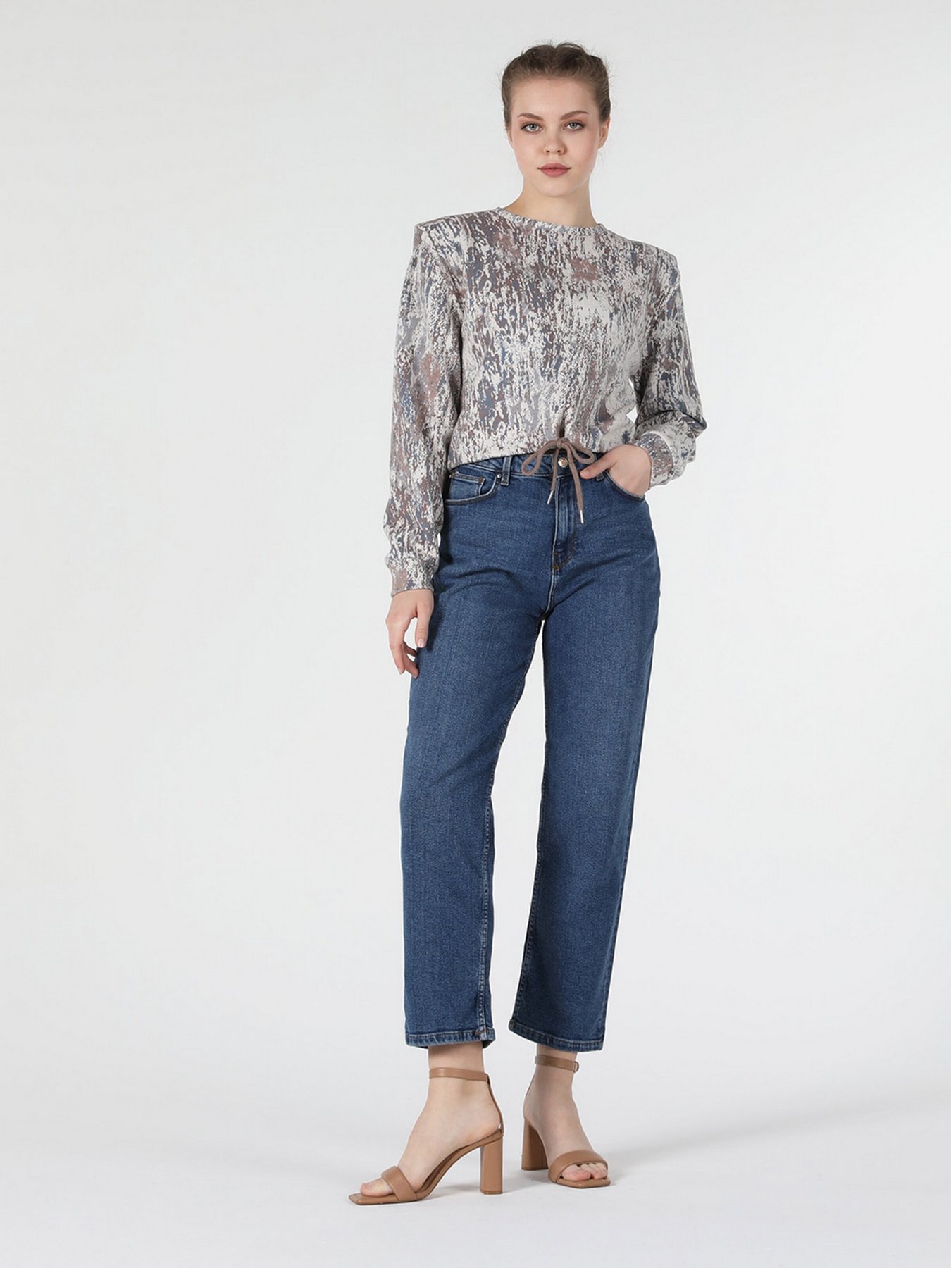 Расклешенные джинсы Colin’s 889 Katy модель CL1056597DN41639 Фото