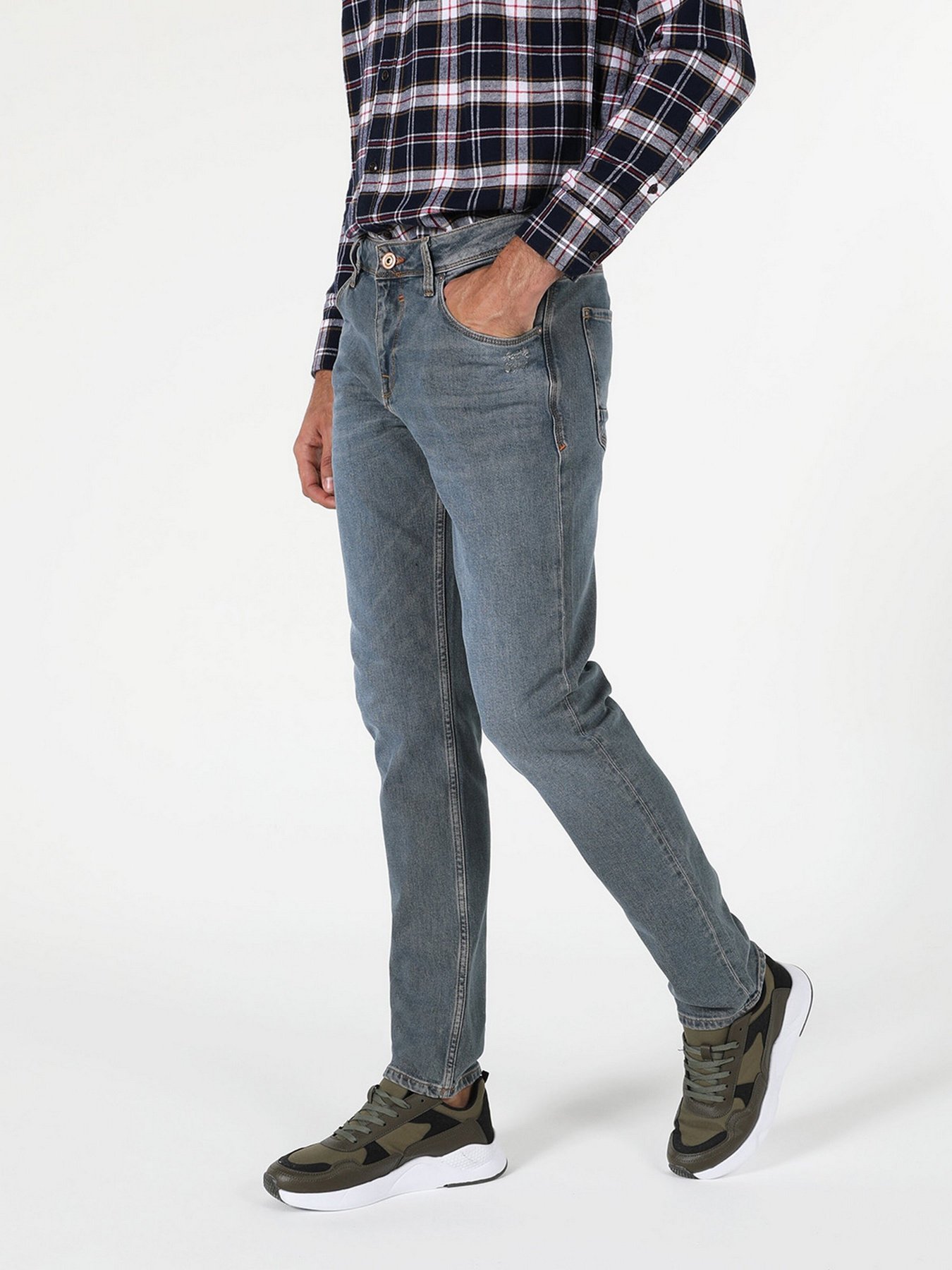 Прямые джинсы Colin’s модель CL1056630DN41666 Прямые джинсы Colin’s модель CL1056630DN41666 Фото