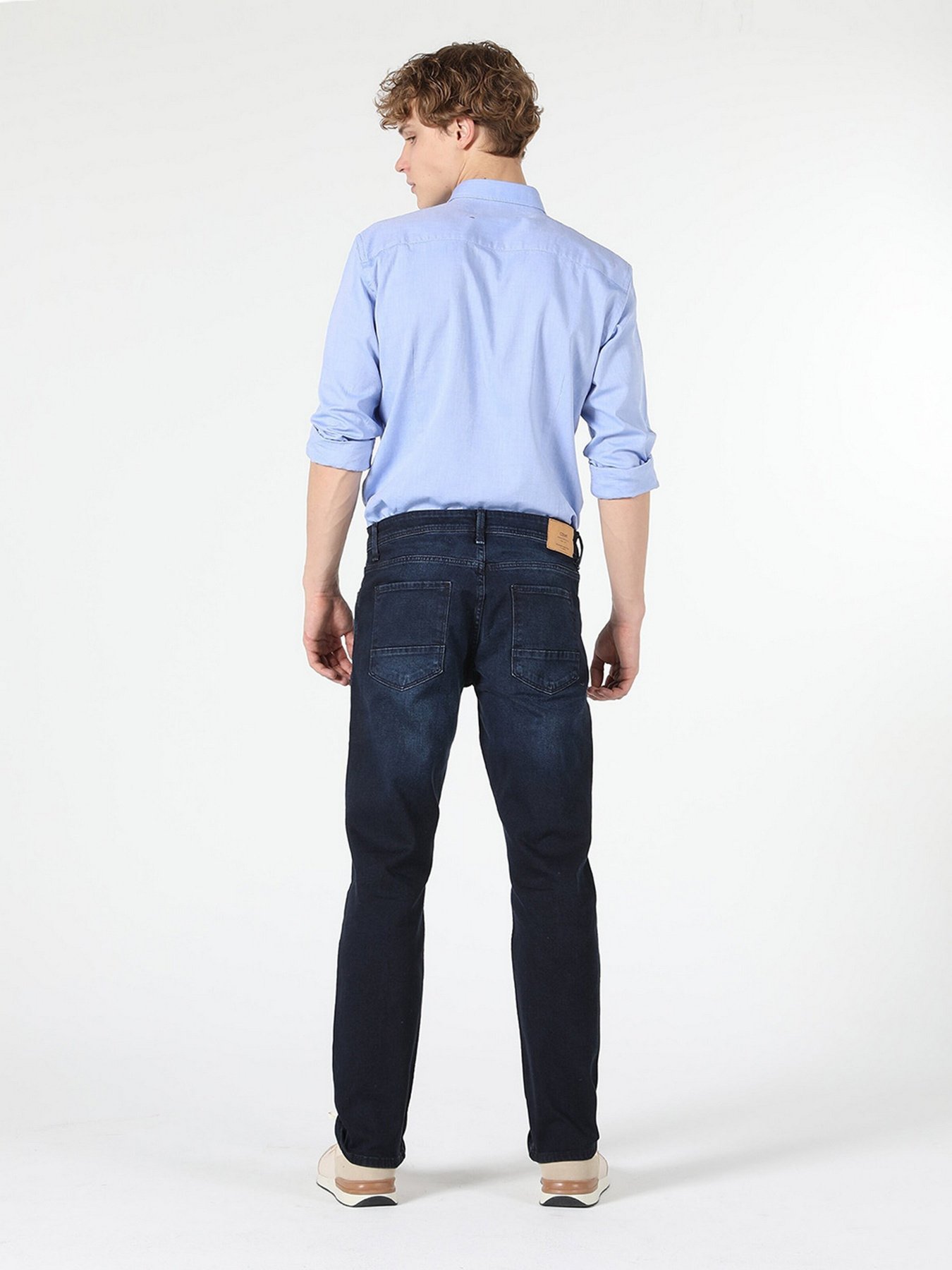 Прямые джинсы Colin’s 045 David модель CL1056644DN41679 Прямые джинсы Colin’s 045 David модель CL1056644DN41679 Фото
