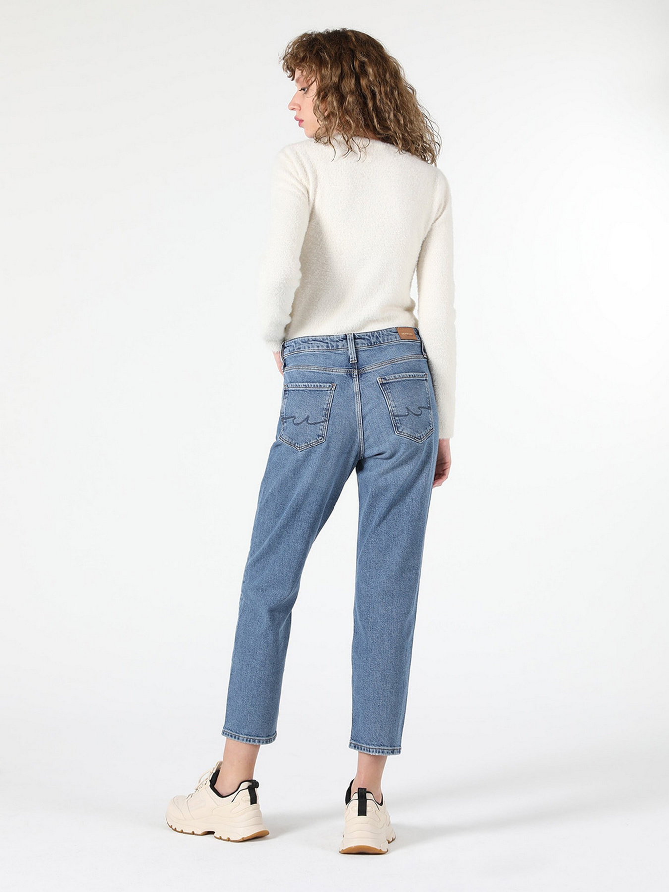 Джинсы мом Colin’s модель CL1056784DN41698 Фото