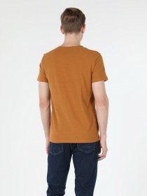 Футболки и поло Colin’s модель CL1006931LCL Футболки и поло Colin’s модель CL1006931LCL Фото