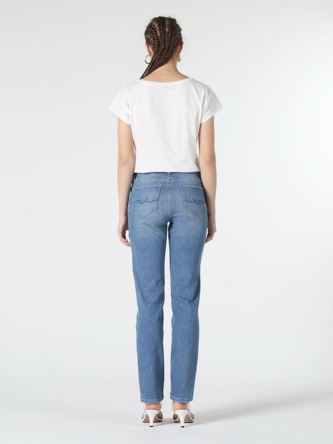 Прямые джинсы Colin’s 703 Carla модель CL1055526DN41517 Фото