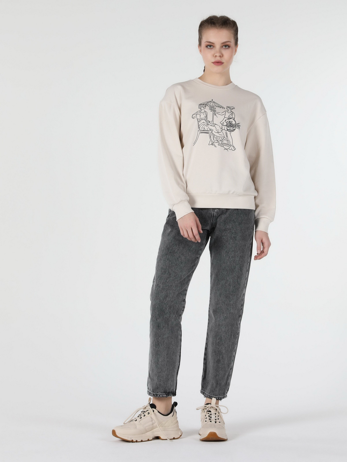 Свитшот Colin’s модель CL1057234ECR Фото