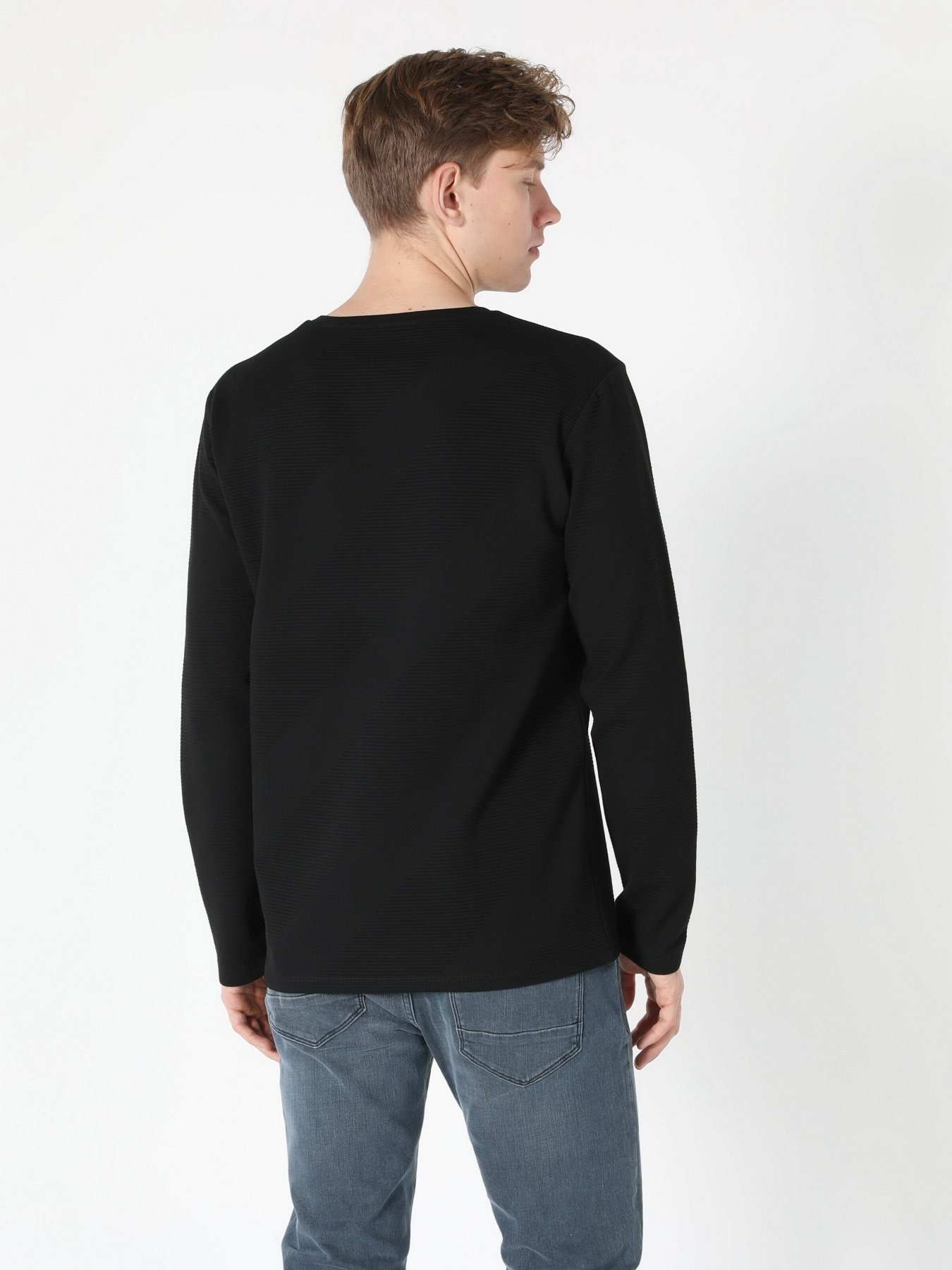 Джемпер Colin’s модель CL1057320BLK Фото