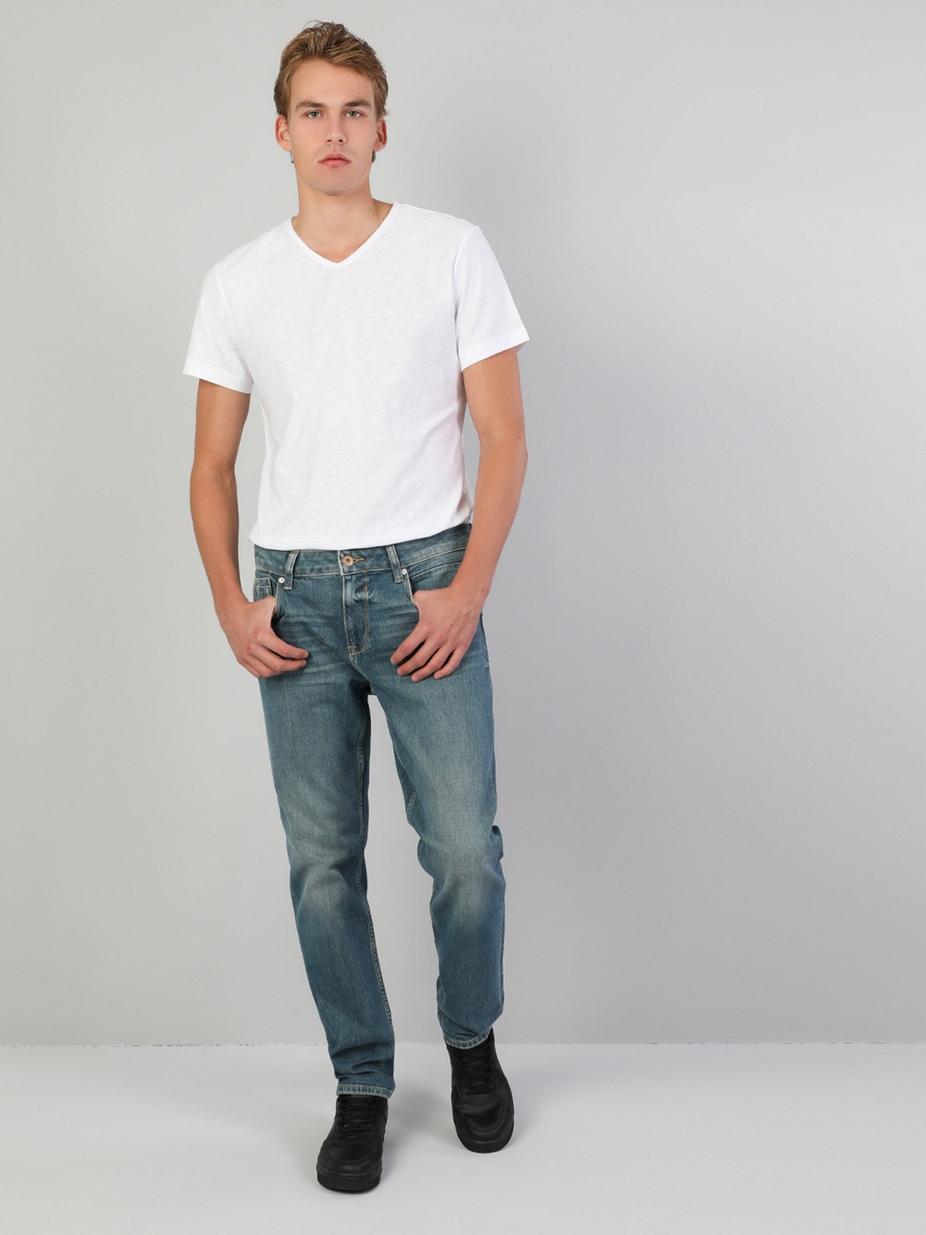 Футболки и поло Colin’s модель CL1006931WHT Фото