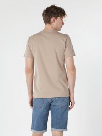 Футболки и поло Colin’s модель CL1057566BEI Фото