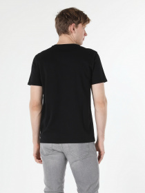 Футболки и поло Colin’s модель CL1057571BLK Фото