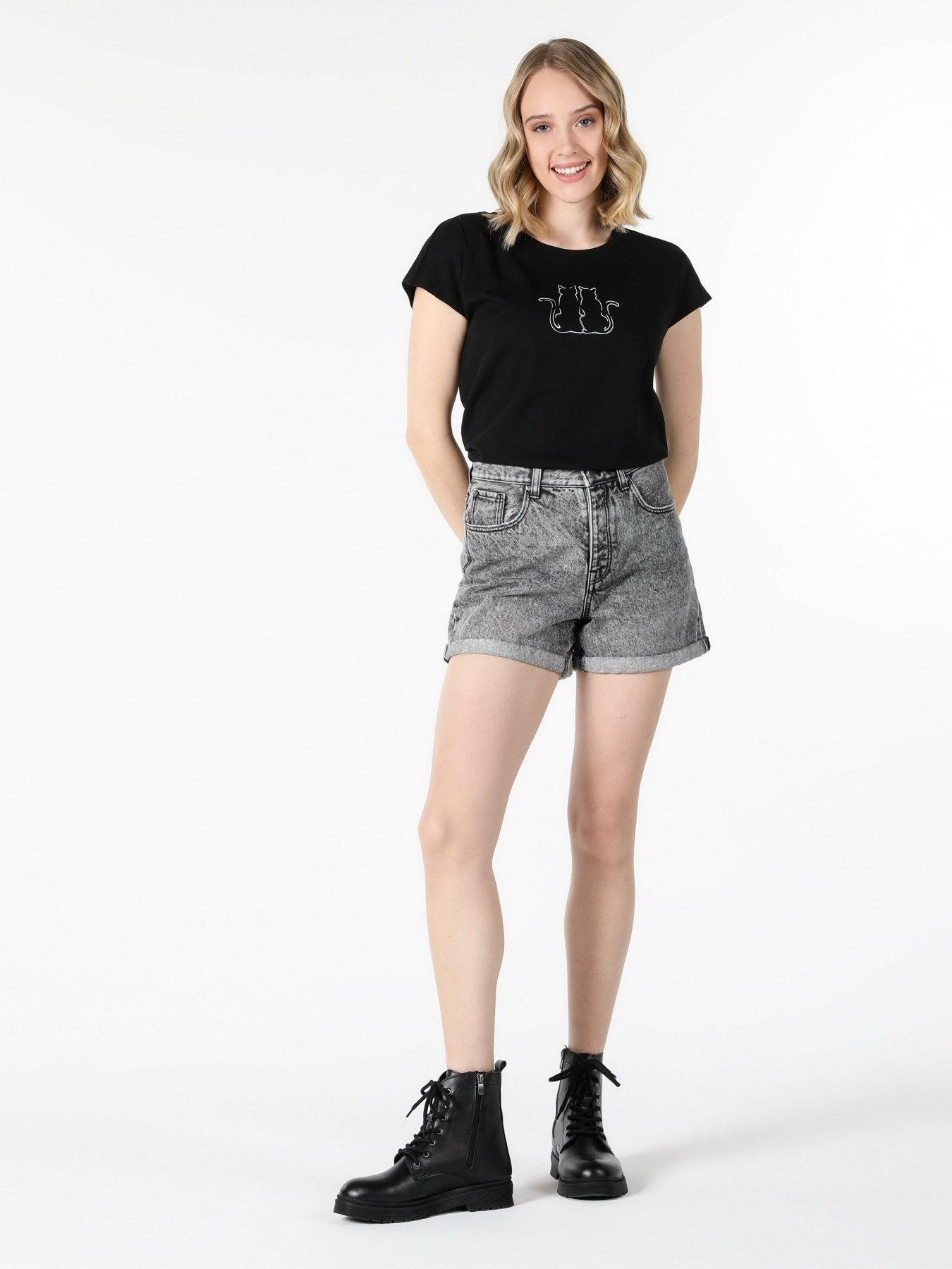 Футболки и поло Colin’s модель CL1058488BLK Фото