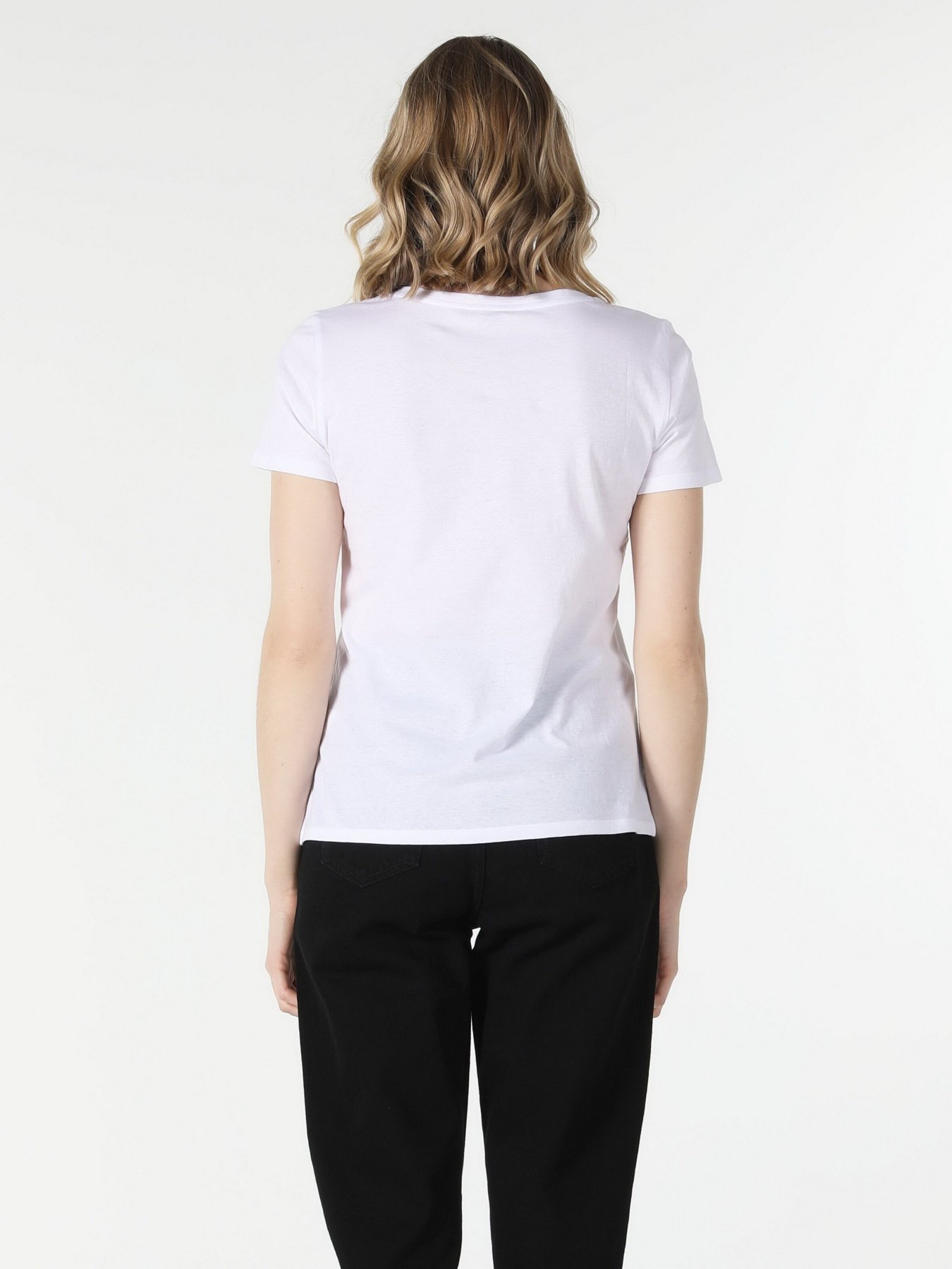 Футболка Colin’s модель CL1058500WHT Фото