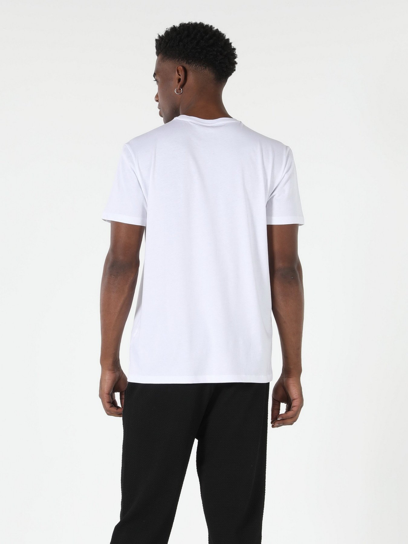 Футболки и поло Colin’s модель CL1058550WHT Фото