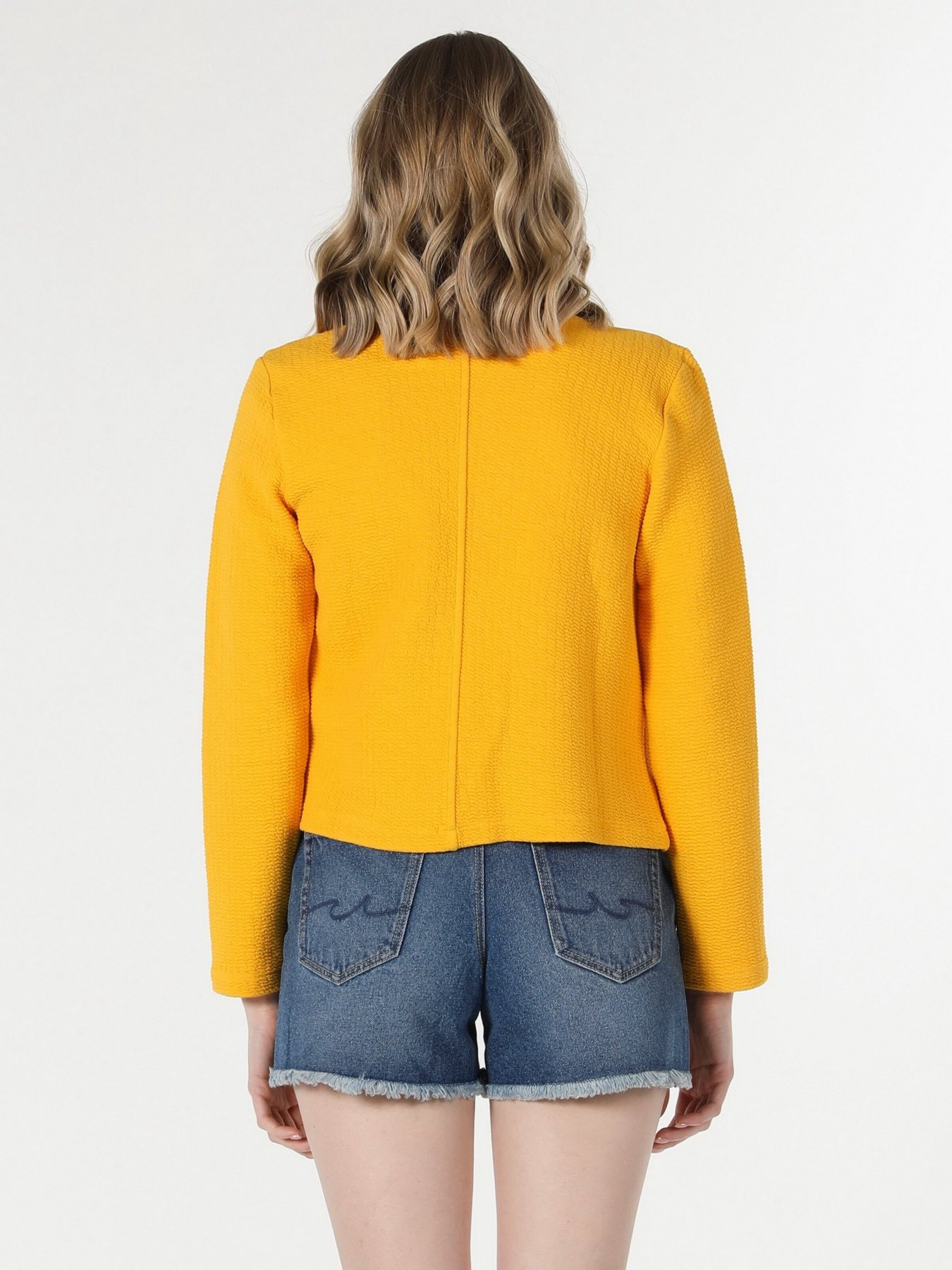 Жакет Colin’s модель CL1058724YLW Жакет Colin’s модель CL1058724YLW Фото