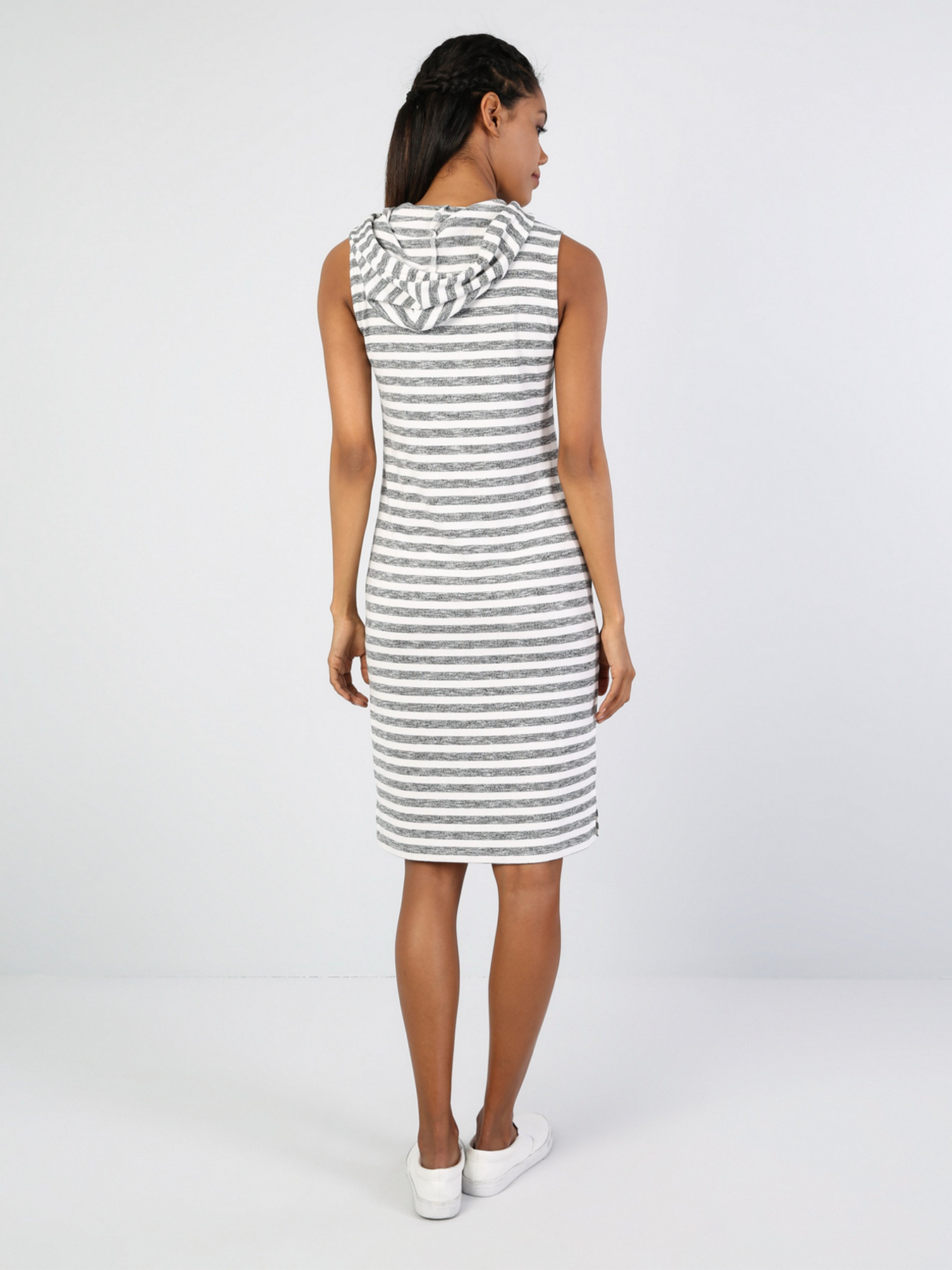 Сукні Colin’s модель CL1043161OFW Фото