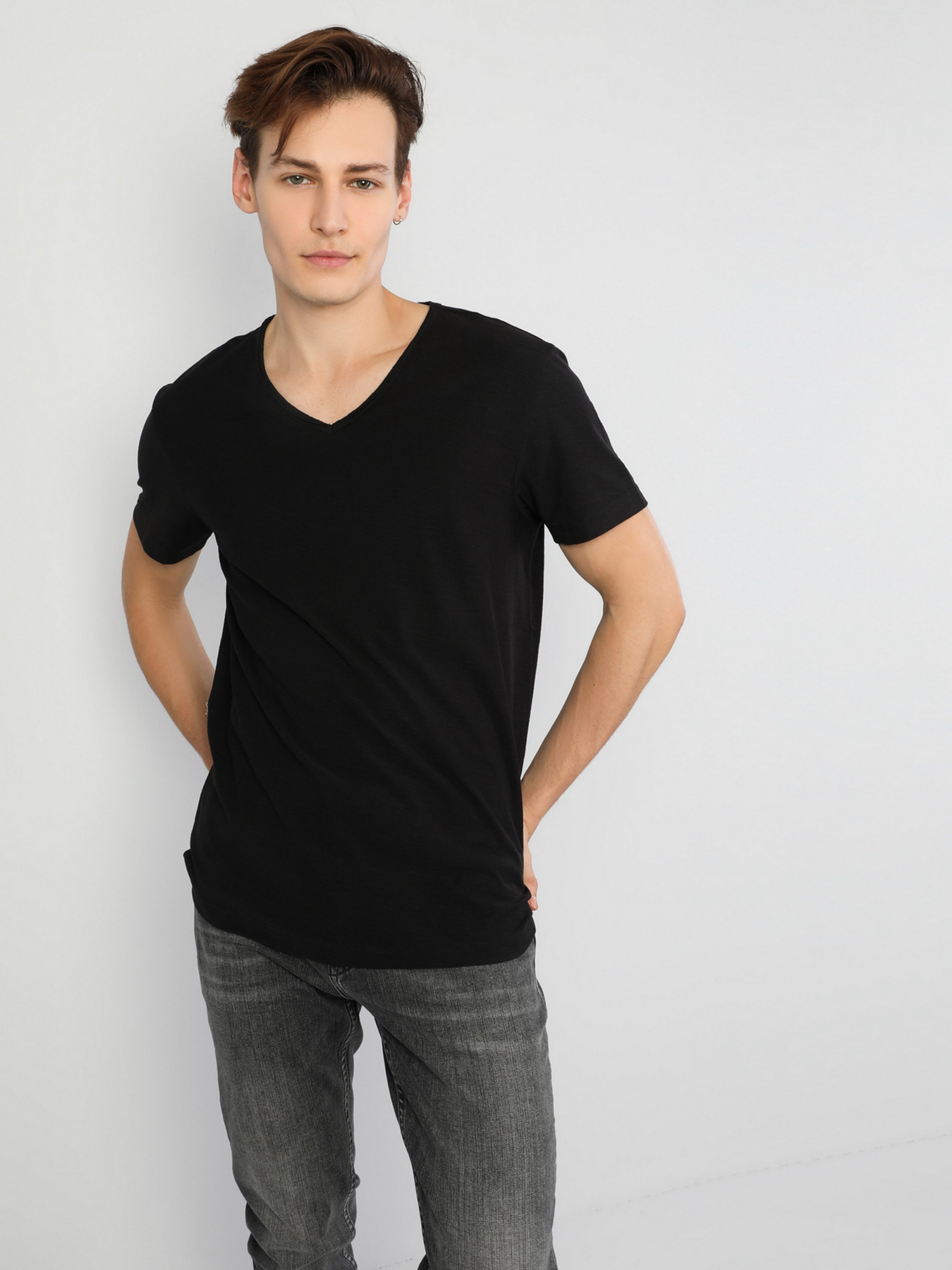 Футболки и поло Colin’s модель CL1006931BLK Фото