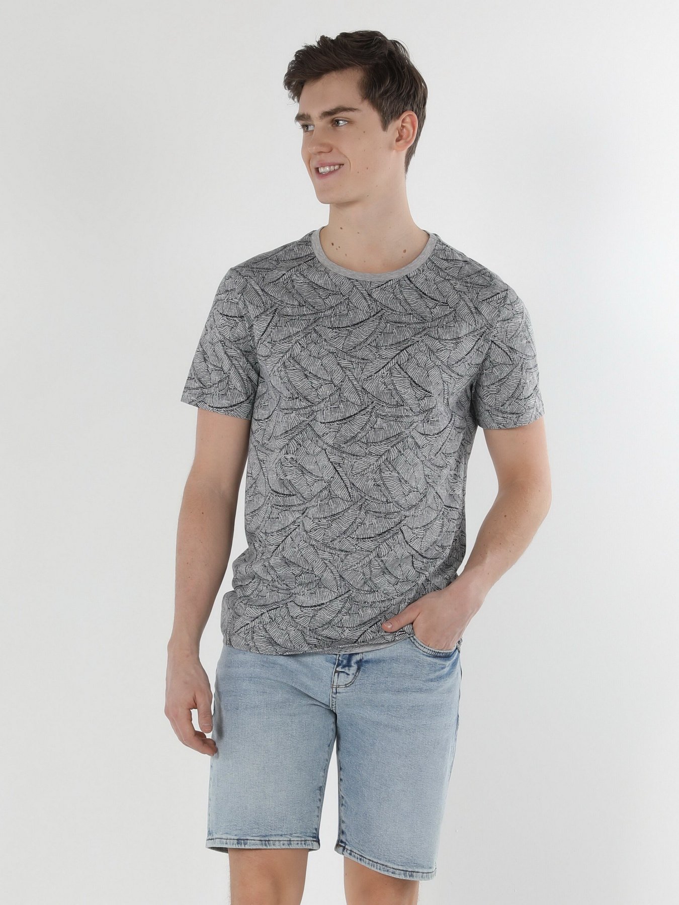 Футболка Colin’s модель CL1050172MGA Фото