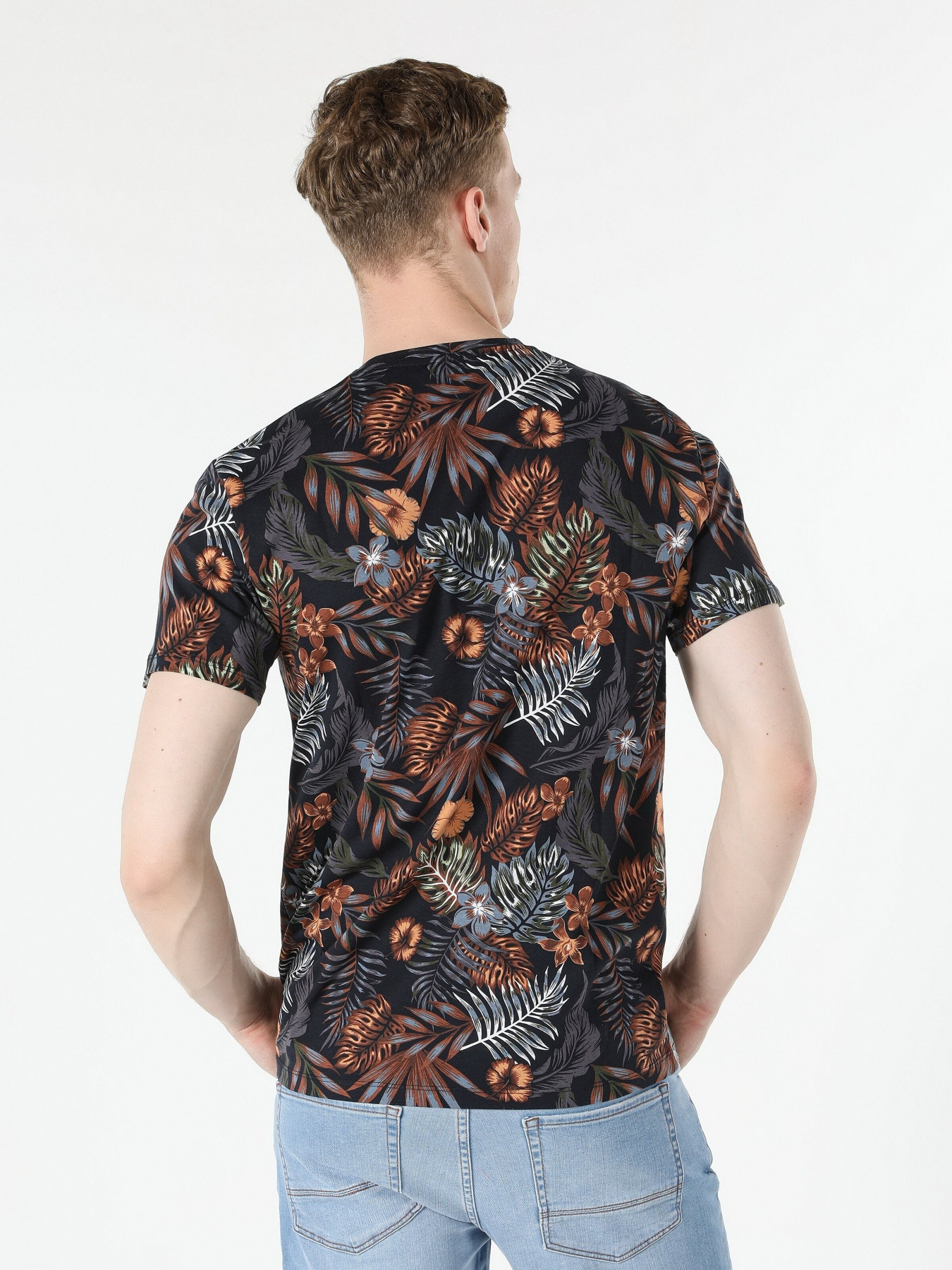 Футболка Colin’s модель CL1054360NAV Фото