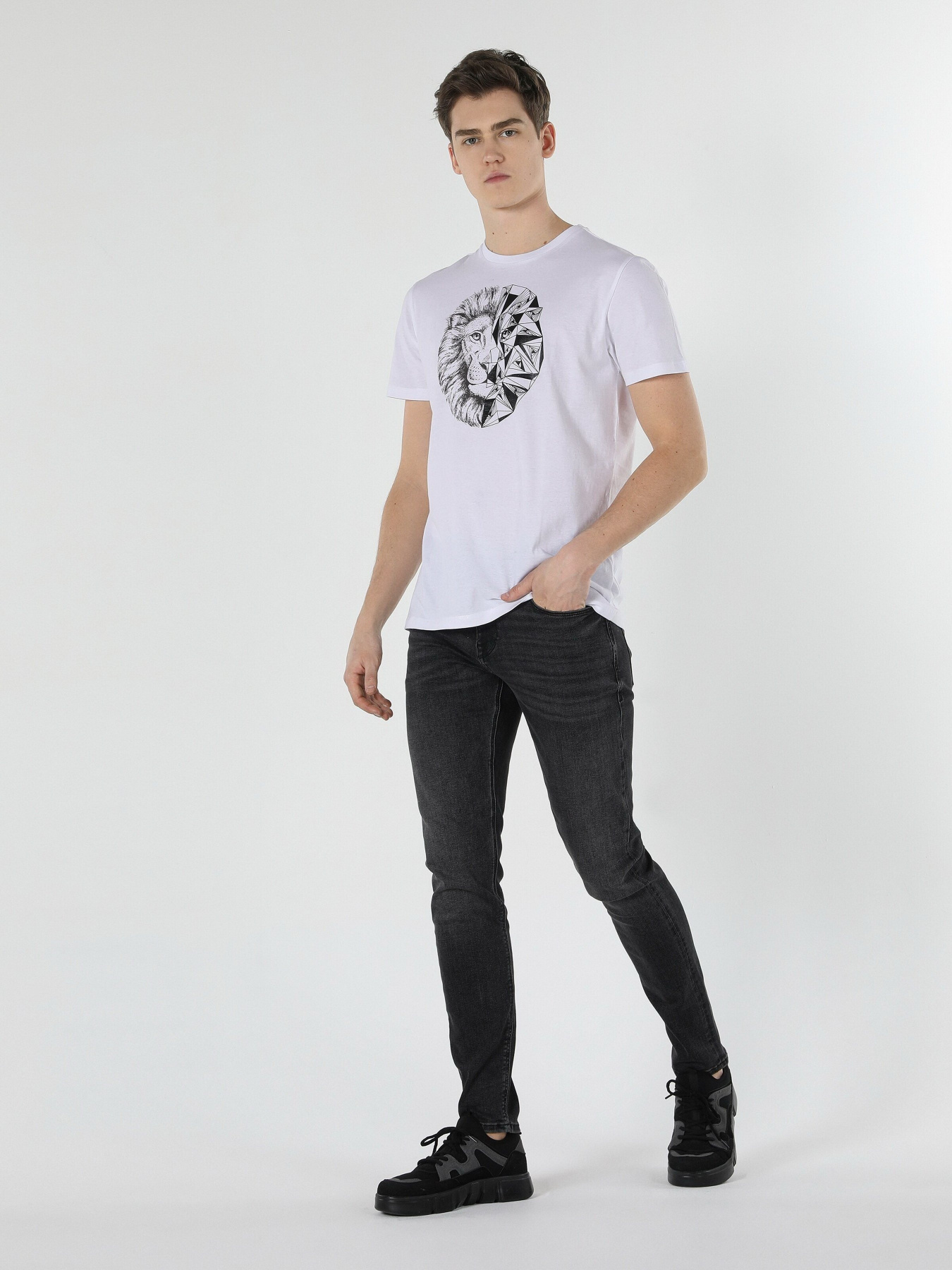 Футболка Colin’s модель CL1054886WHT Фото