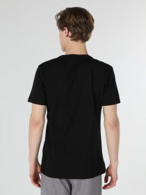 Футболка Colin’s модель CL1057121BLK Фото