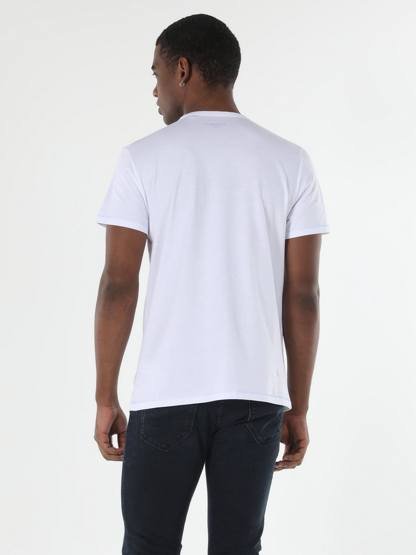 Футболка Colin’s модель CL1057480WHT Фото