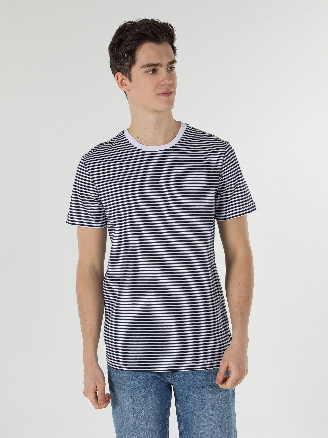 Футболка Colin’s модель CL1057484NAV Фото