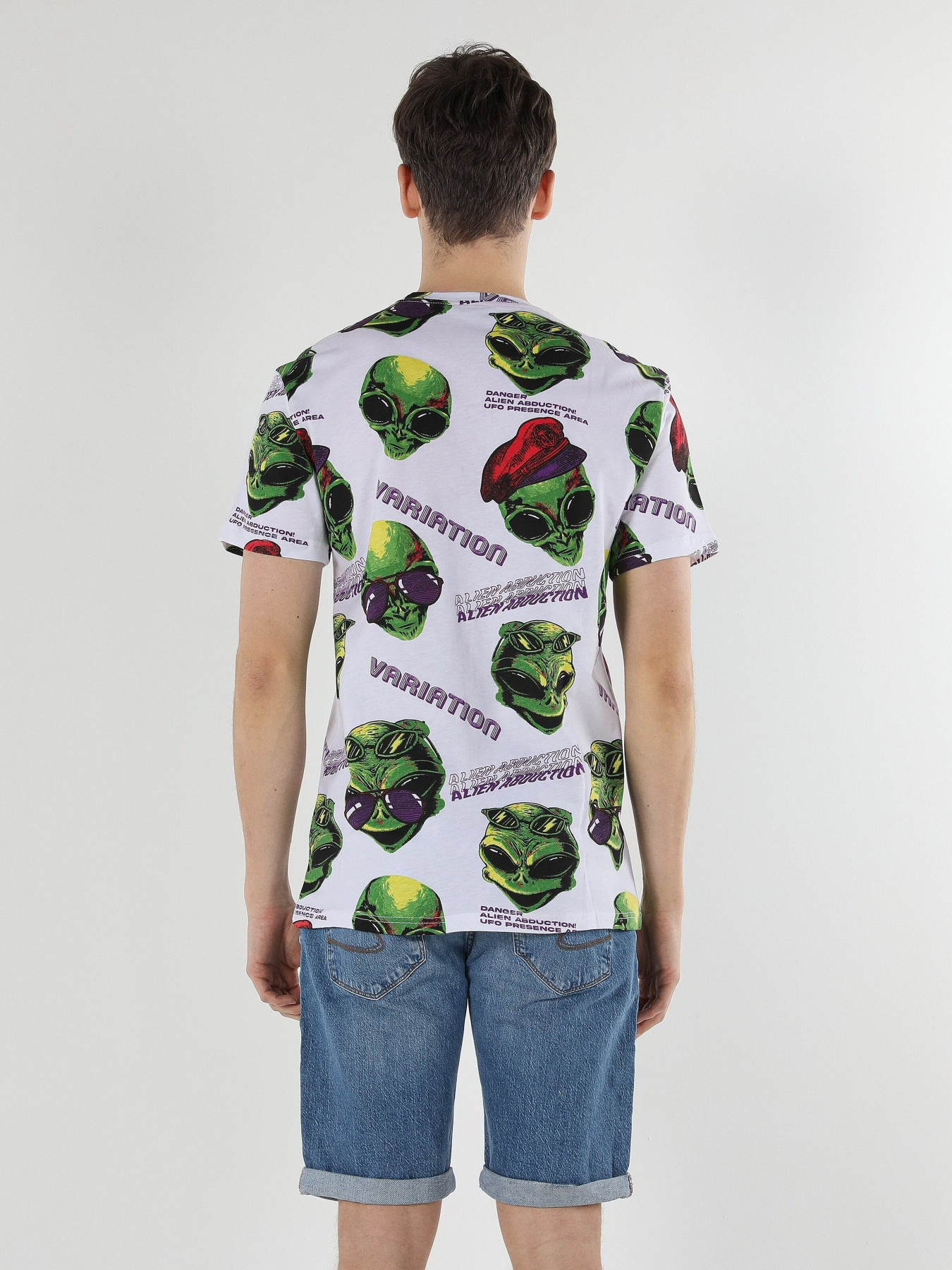 Футболка Colin’s модель CL1057522WHT Фото