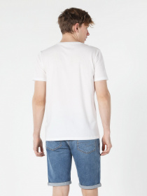 Футболка Colin’s модель CL1057626WHT Фото