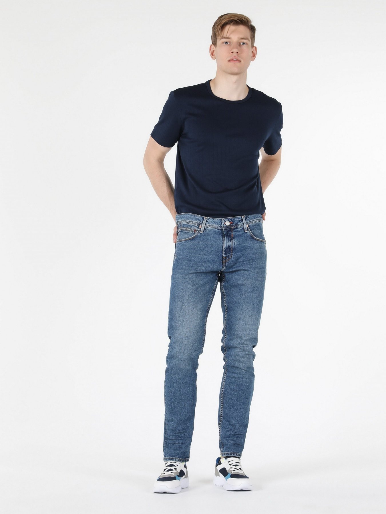 Джинсы Colin’s модель CL1057861DN41843 Фото