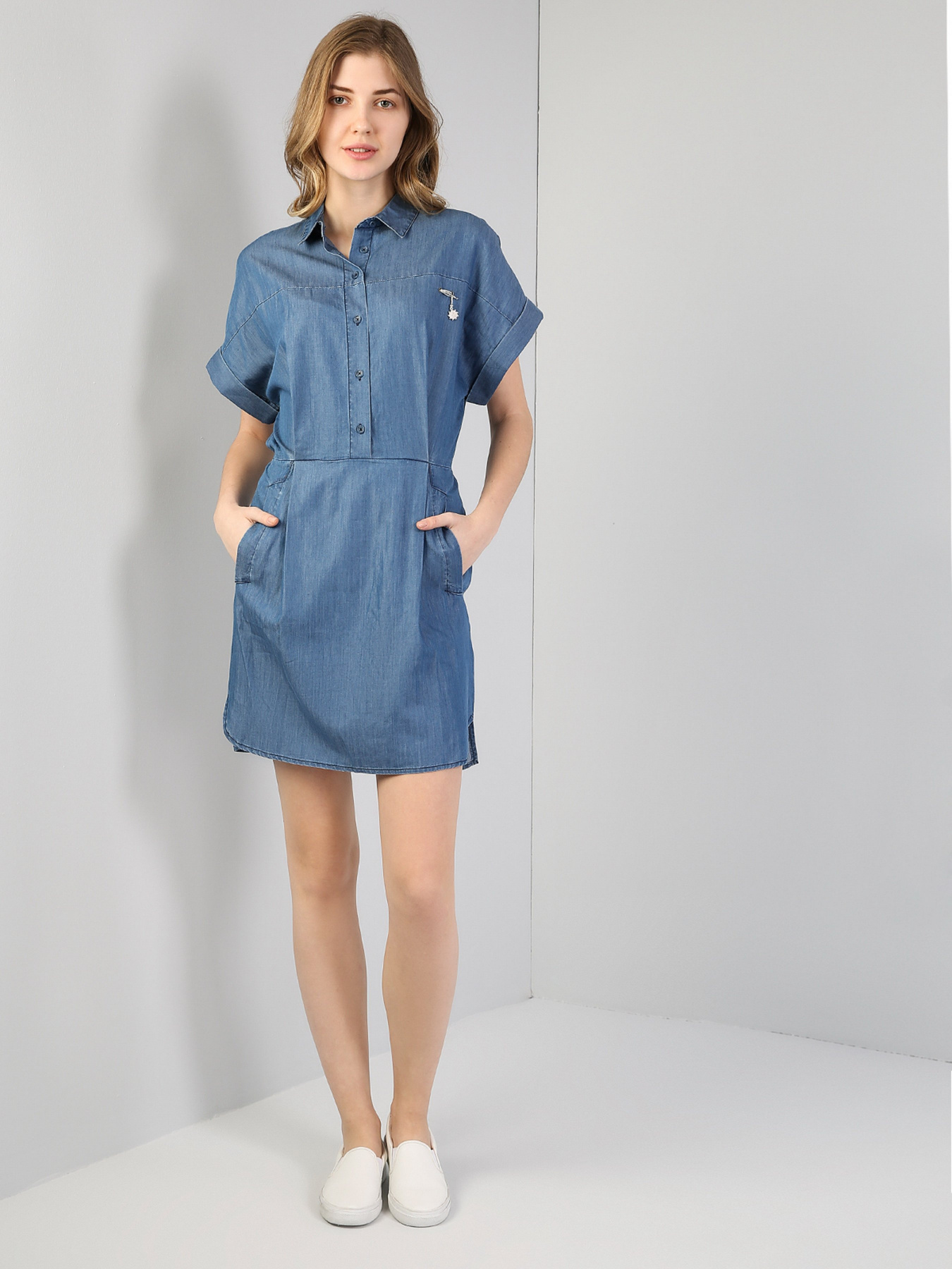 Платье мини Colin’s модель CL1043867DN40274 Фото