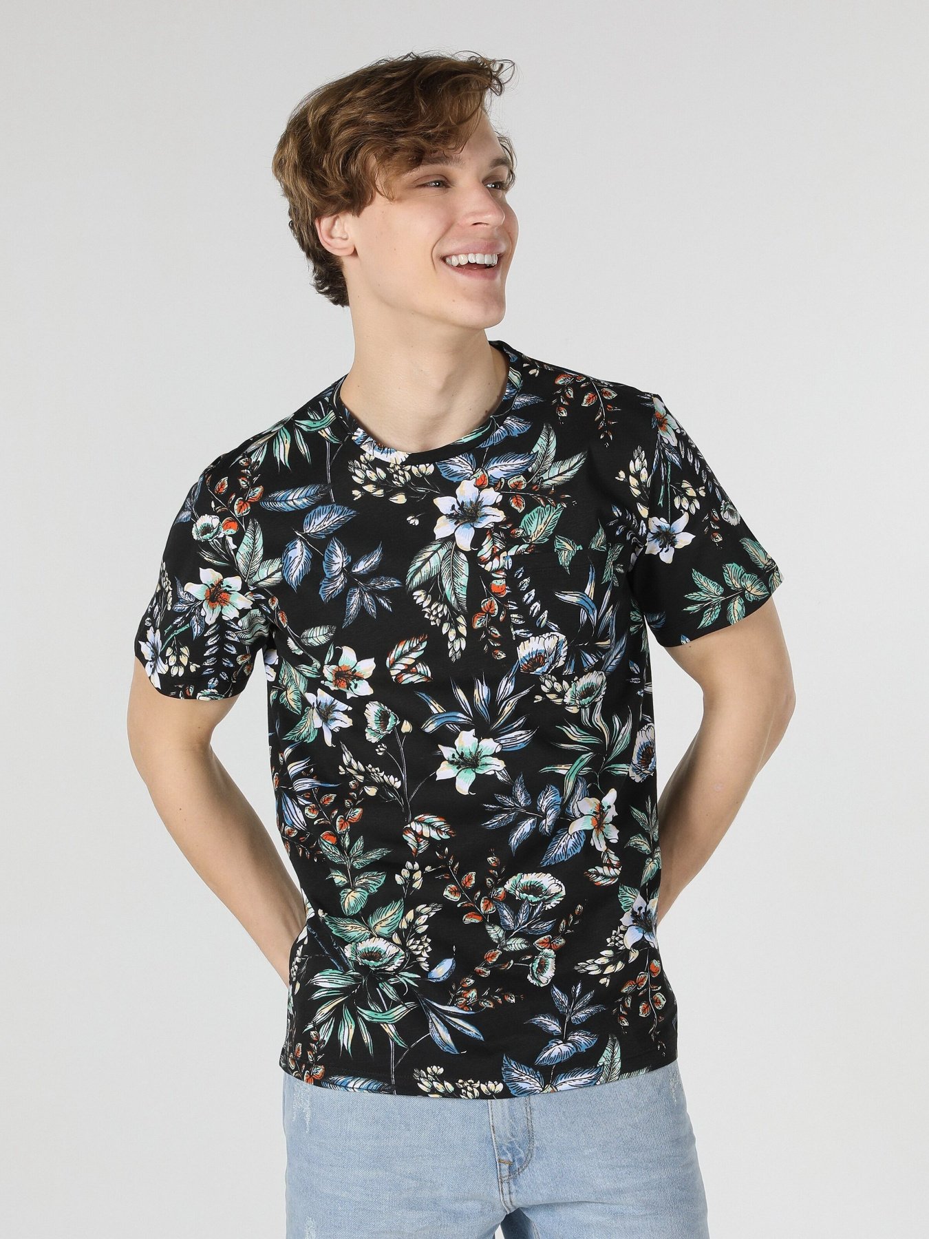 Футболка Colin’s модель CL1058017MTC Фото