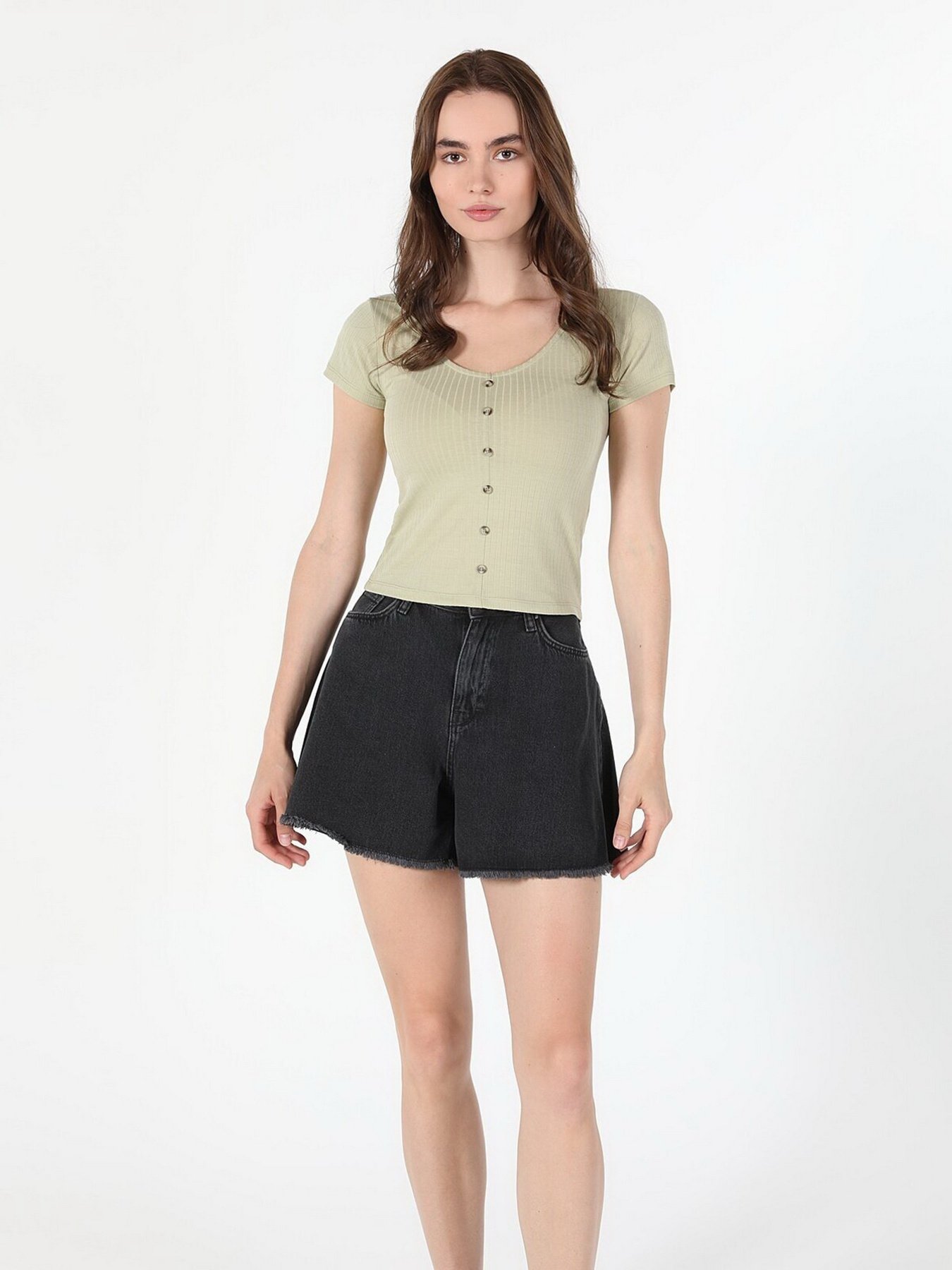 Футболка Colin’s модель CL1058137OLV Фото