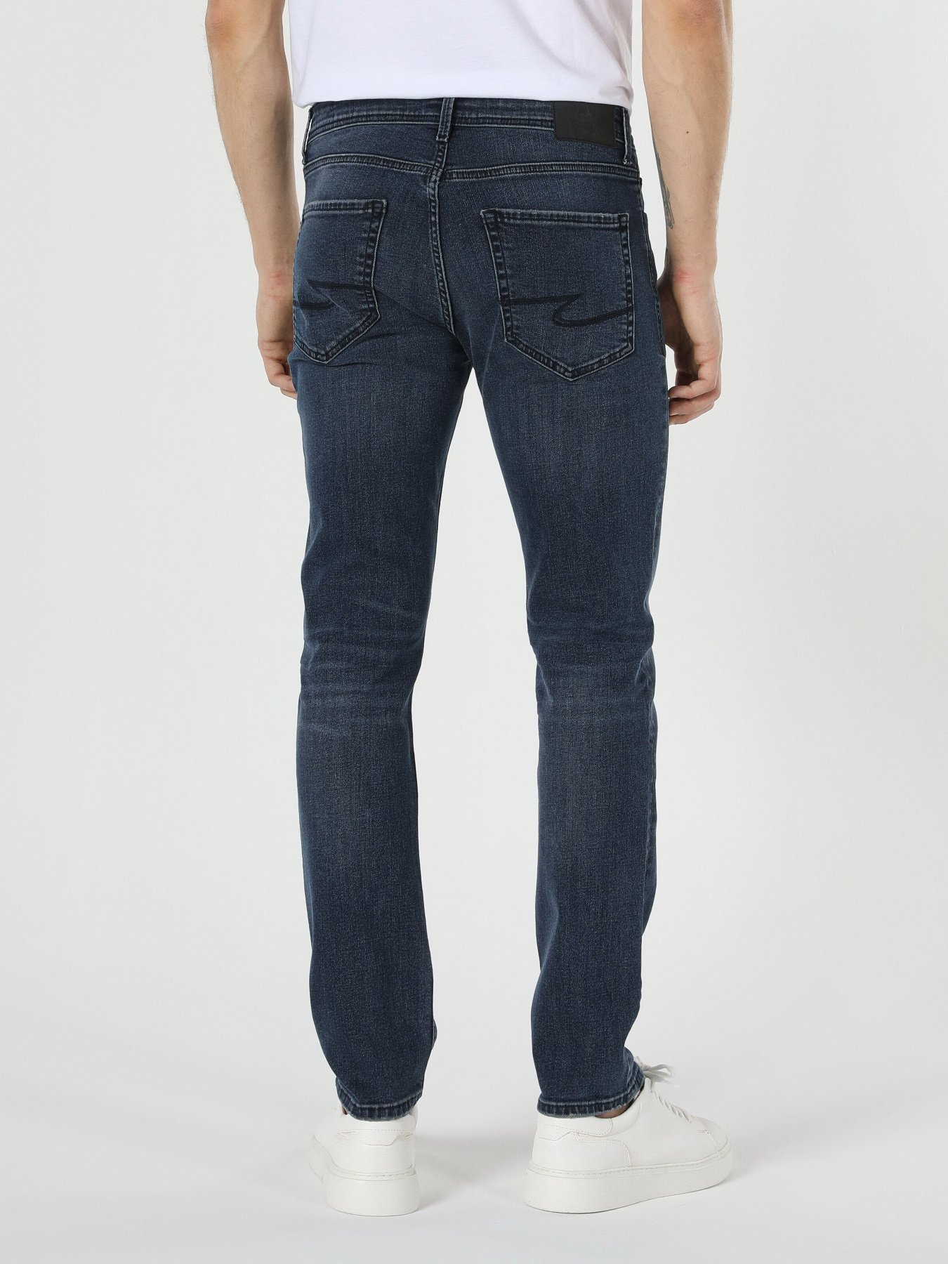 Прямые джинсы Colin’s 044 Karl модель CL1058229DN02975 Фото