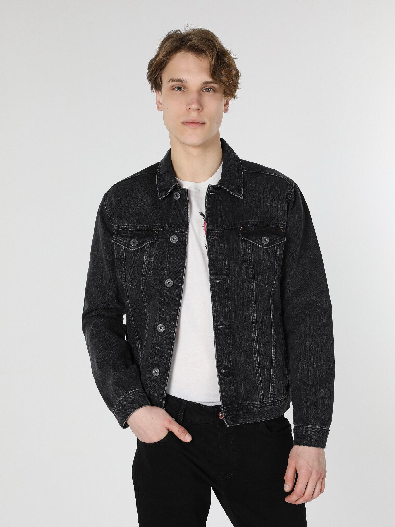 Джинсова куртка Colin’s модель CL1058531DN04331 Джинсова куртка Colin’s модель CL1058531DN04331 Фото