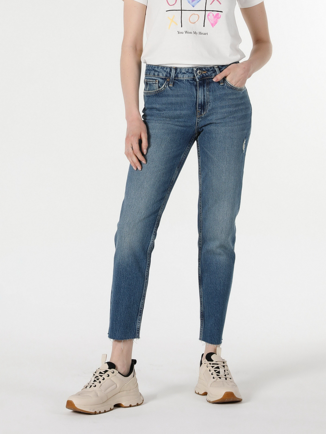 Прямые джинсы Colin’s 703 Carla модель CL1058541DN04389 Фото