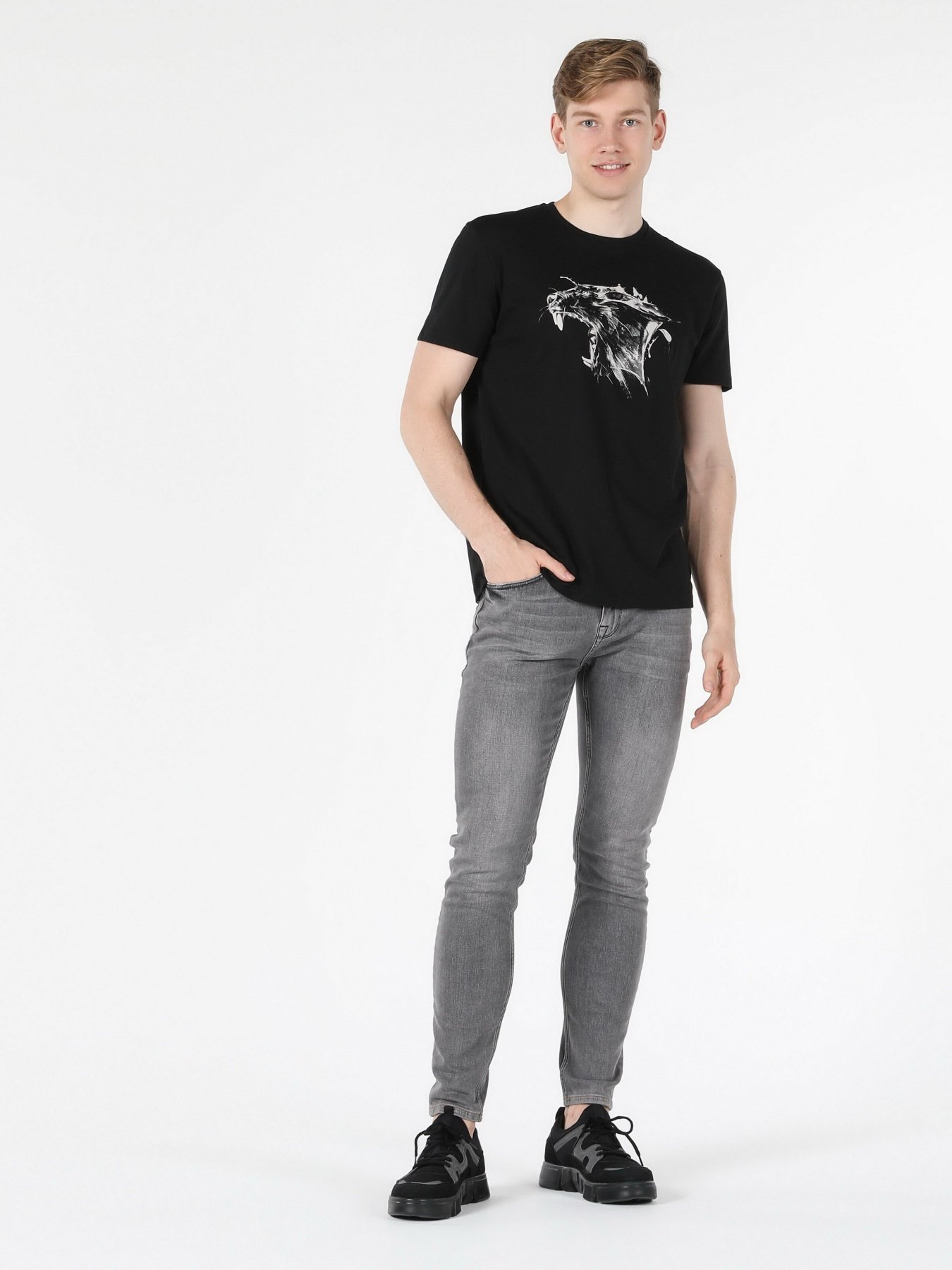 Футболка Colin’s модель CL1058551BLK Фото