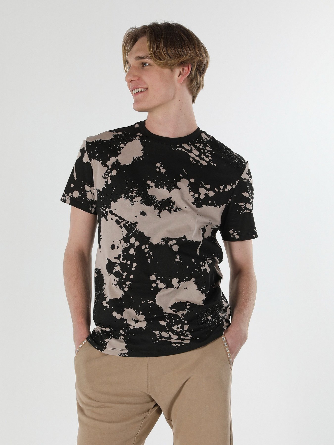 Футболка Colin’s модель CL1058674BLK Фото