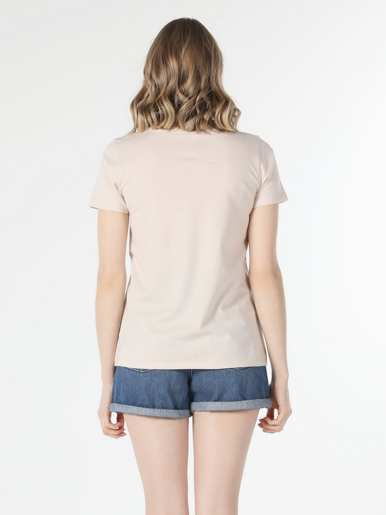 Футболка Colin’s модель CL1058789BEI Фото