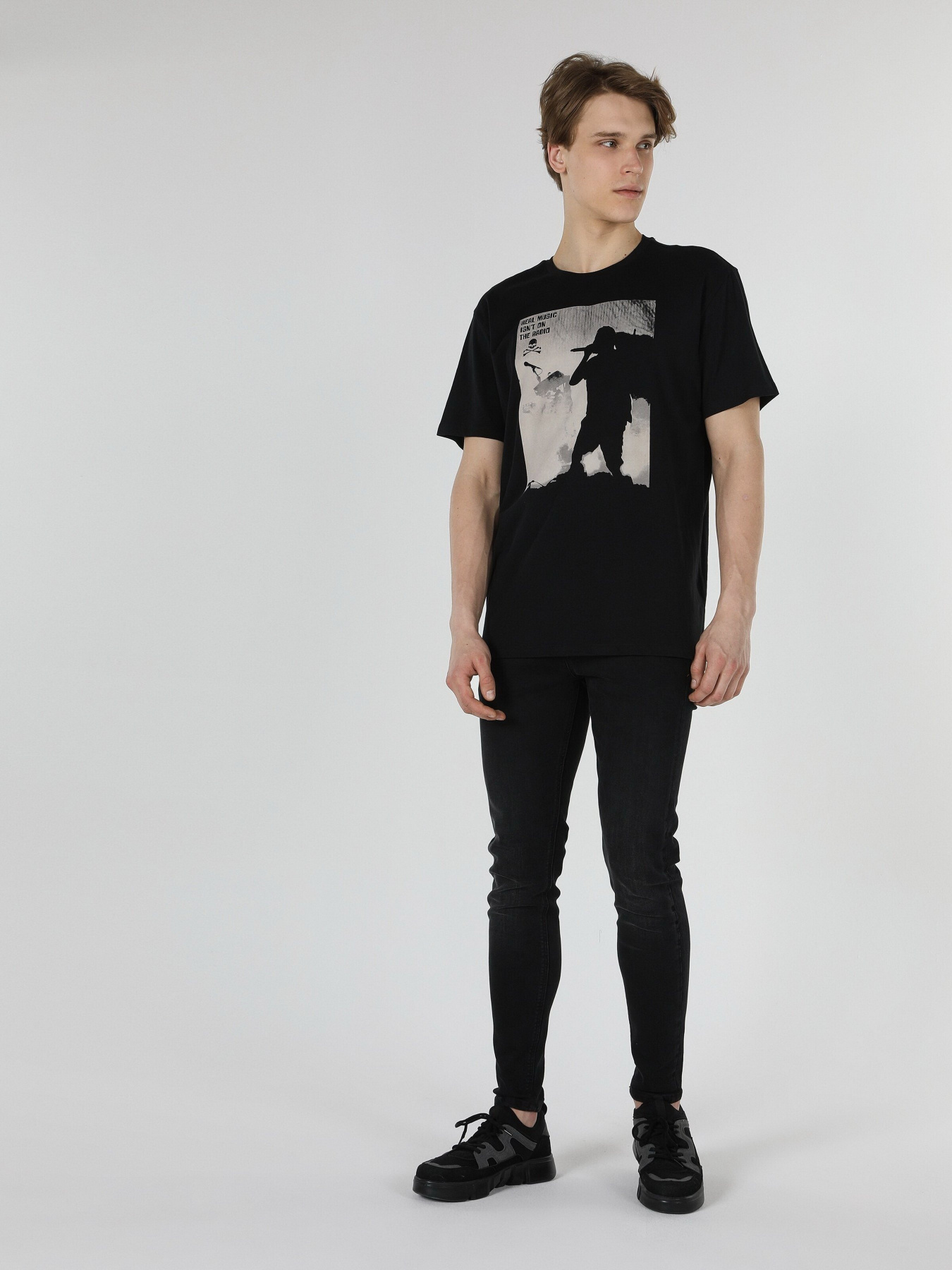 Футболка Colin’s модель CL1058843BLK Фото