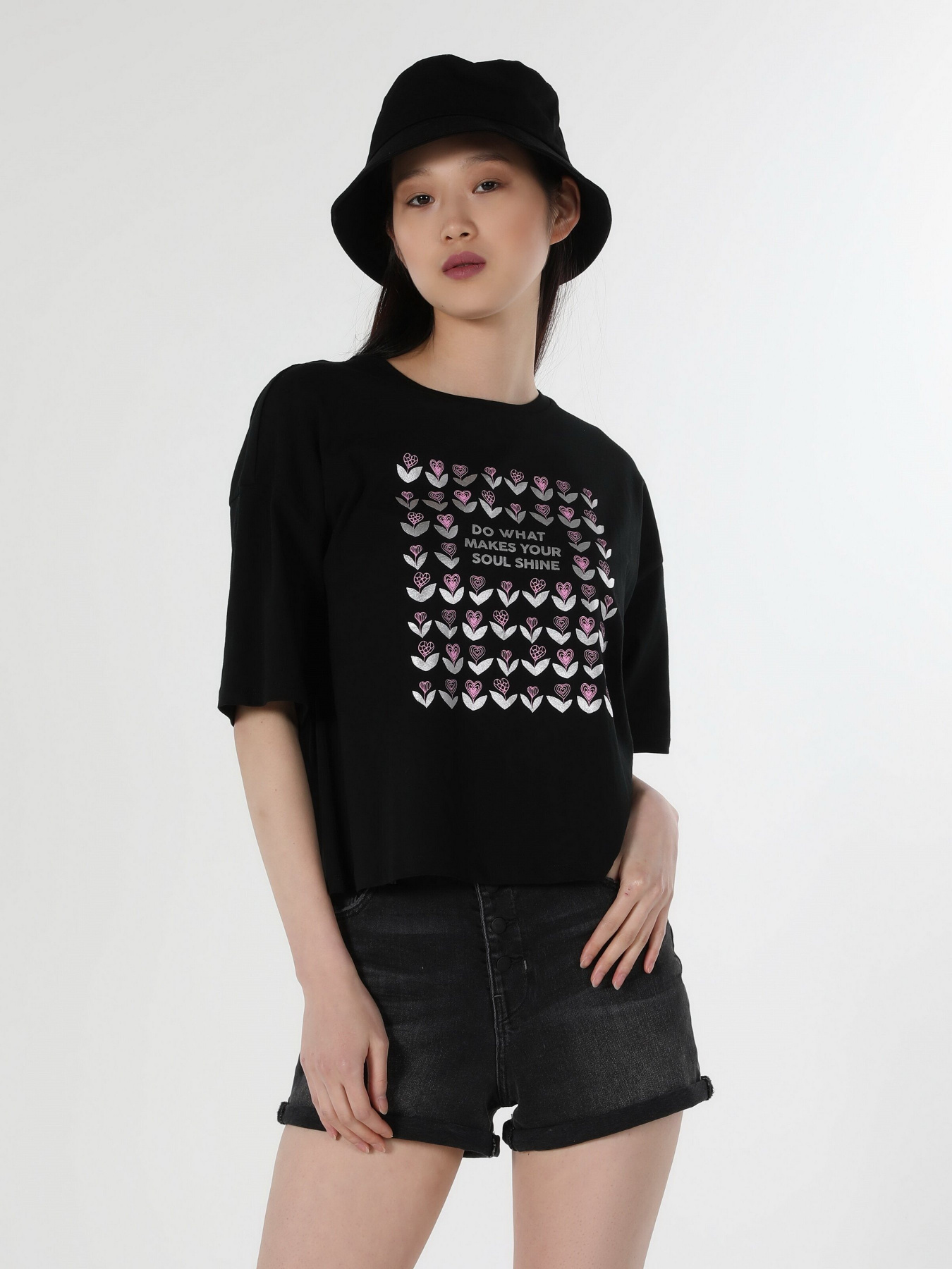 Футболка Colin’s модель CL1059015BLK Фото