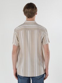 Рубашка повседневная Colin’s модель CL1059259BEI Рубашка повседневная Colin’s модель CL1059259BEI Фото