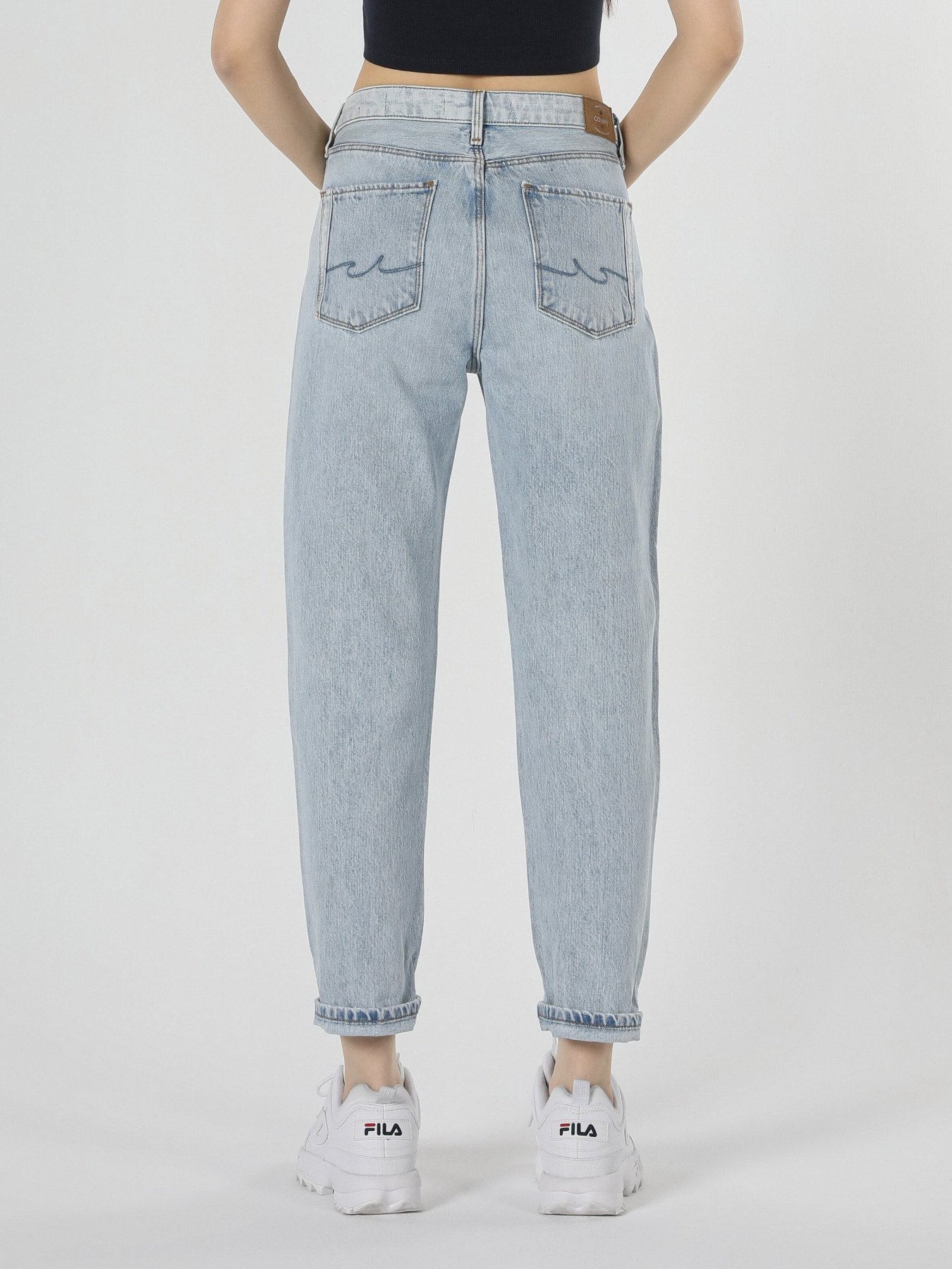 Прямые джинсы Colin’s 893 Julia модель CL1059321DN01745 Фото