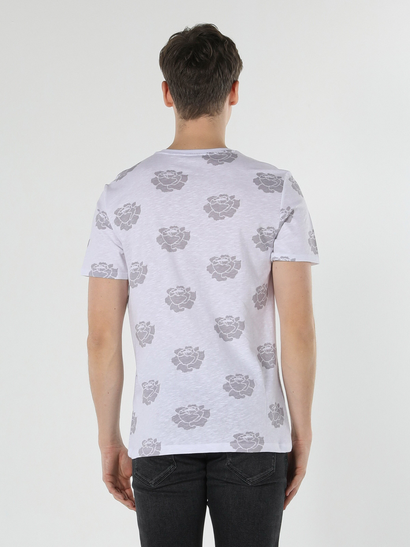 Футболка Colin’s модель CL1059549WHT Фото