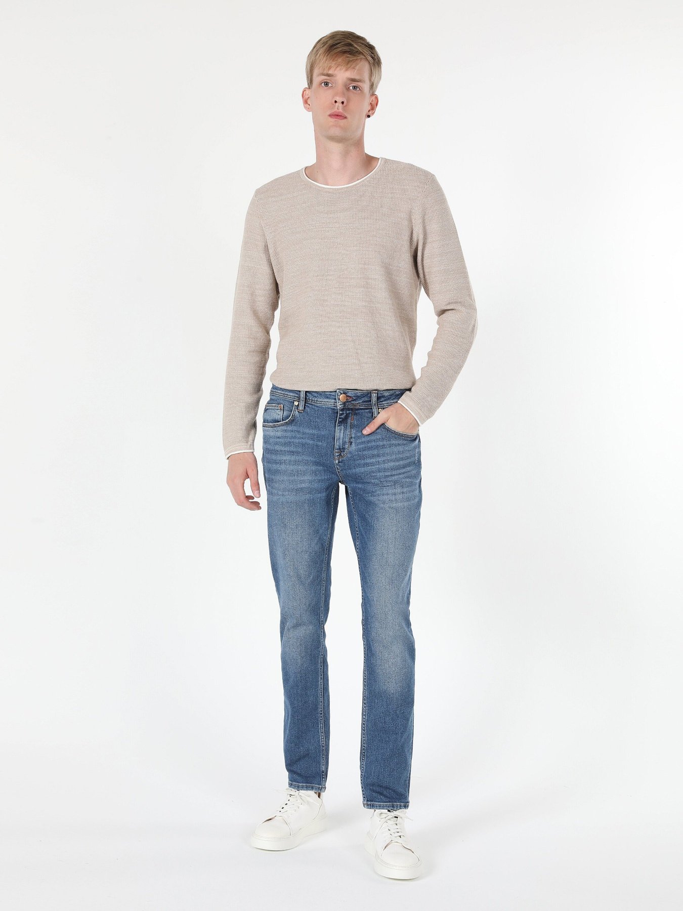 Прямые джинсы Colin’s 044 Karl модель CL1060444DN42217 Фото