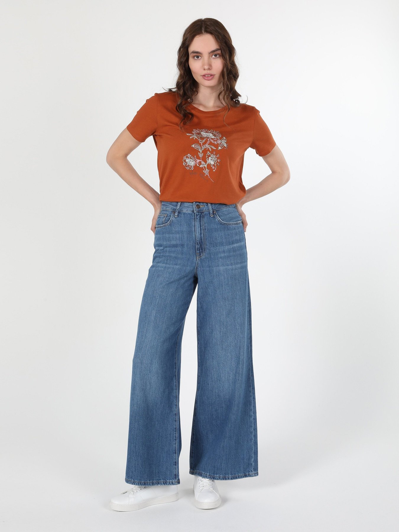 Расклешенные джинсы Colin’s 920 Elsa модель CL1060494DN00159 Фото